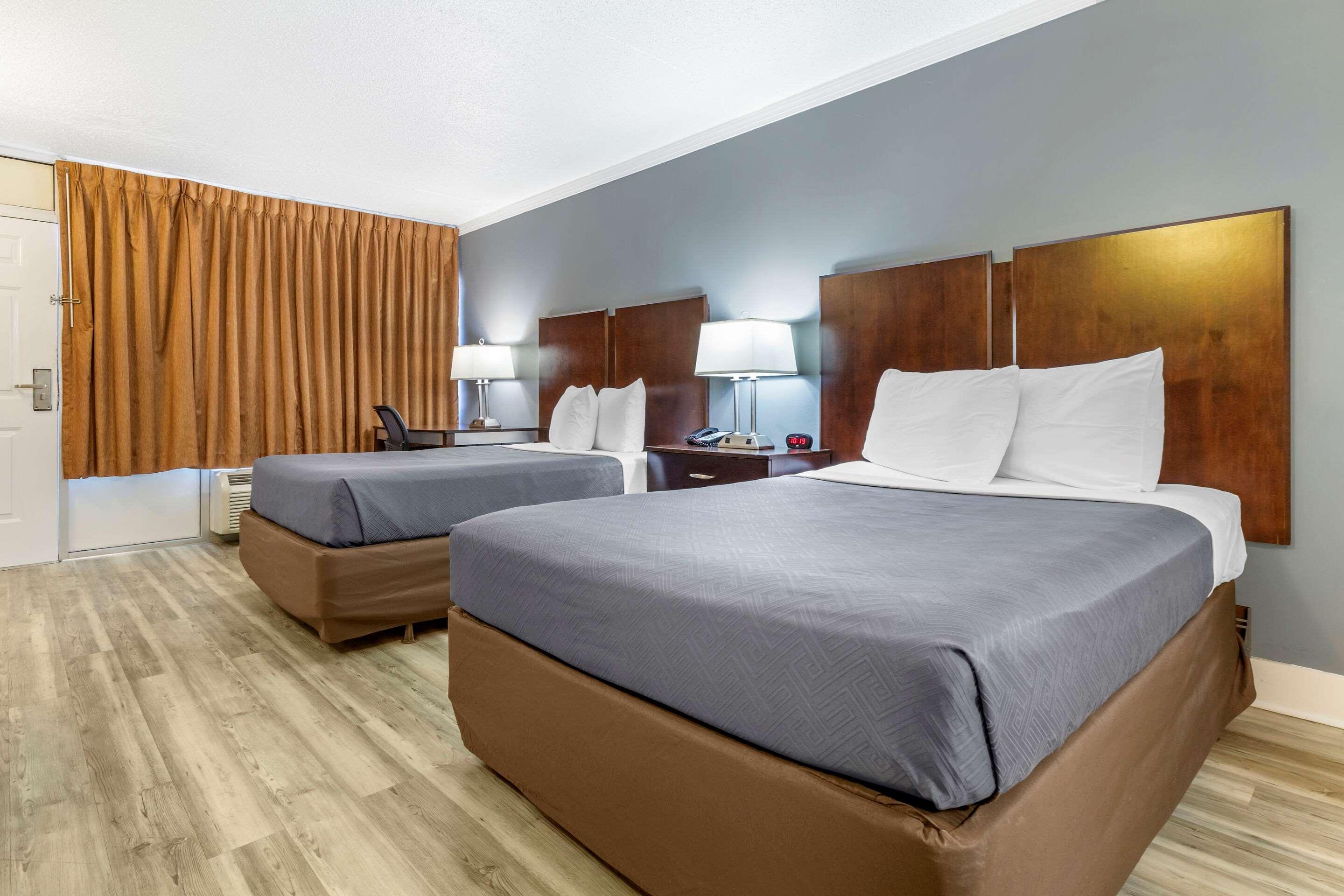 Econo-Lodge Of Conway Buitenkant foto