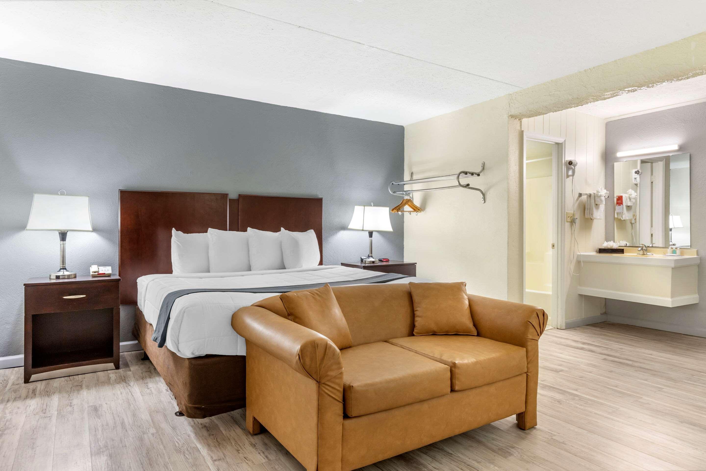 Econo-Lodge Of Conway Buitenkant foto