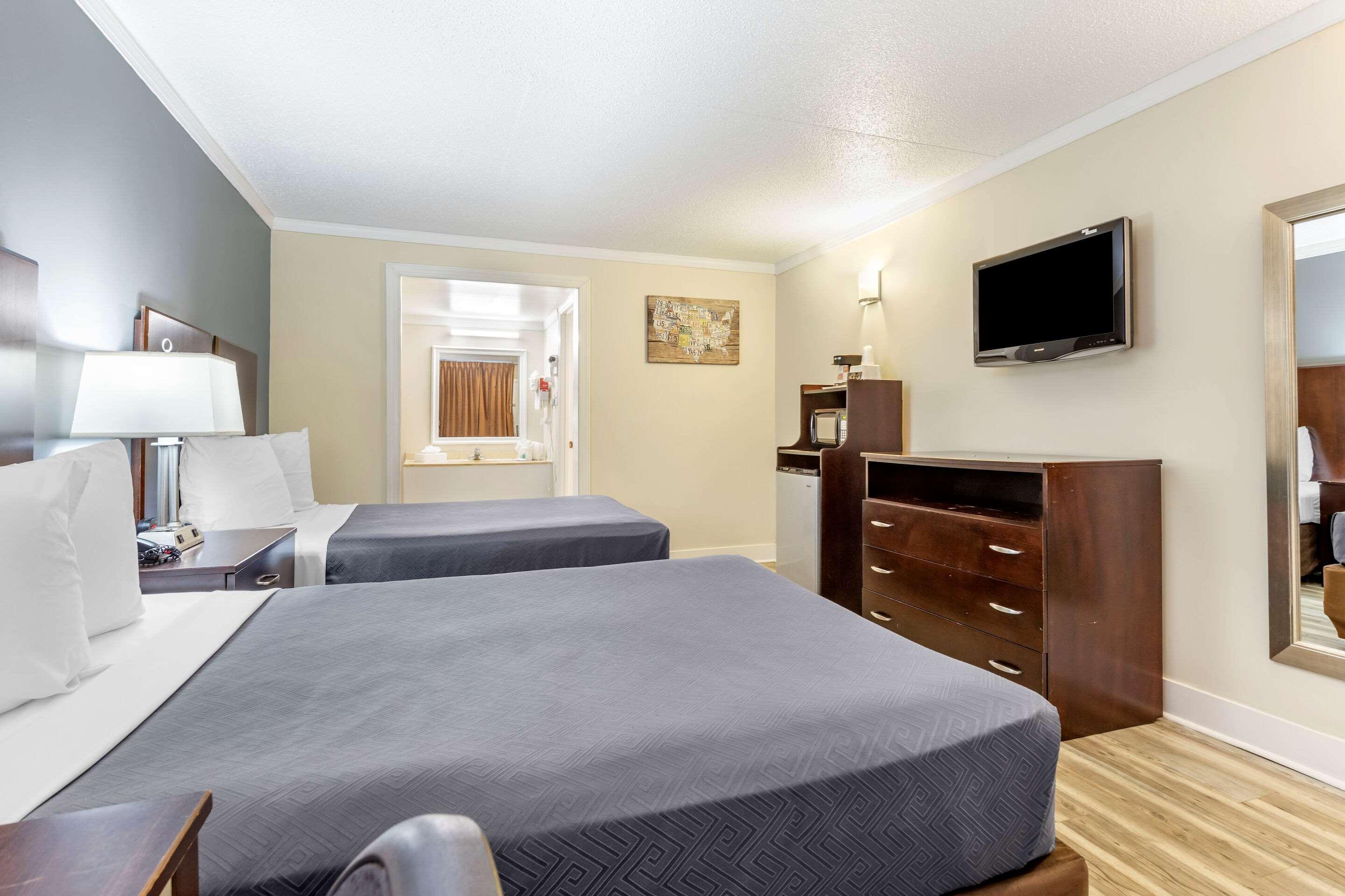 Econo-Lodge Of Conway Buitenkant foto