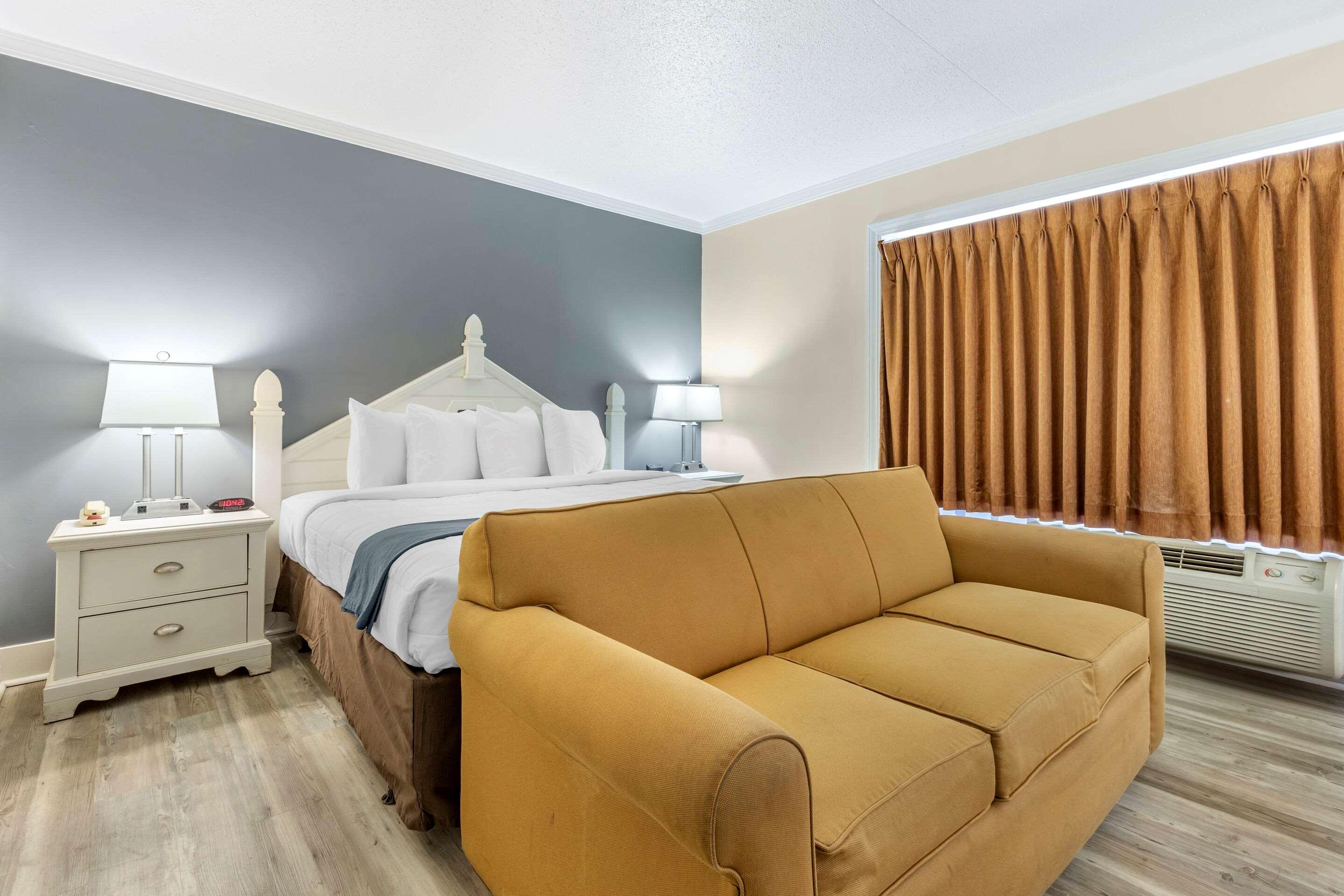Econo-Lodge Of Conway Buitenkant foto