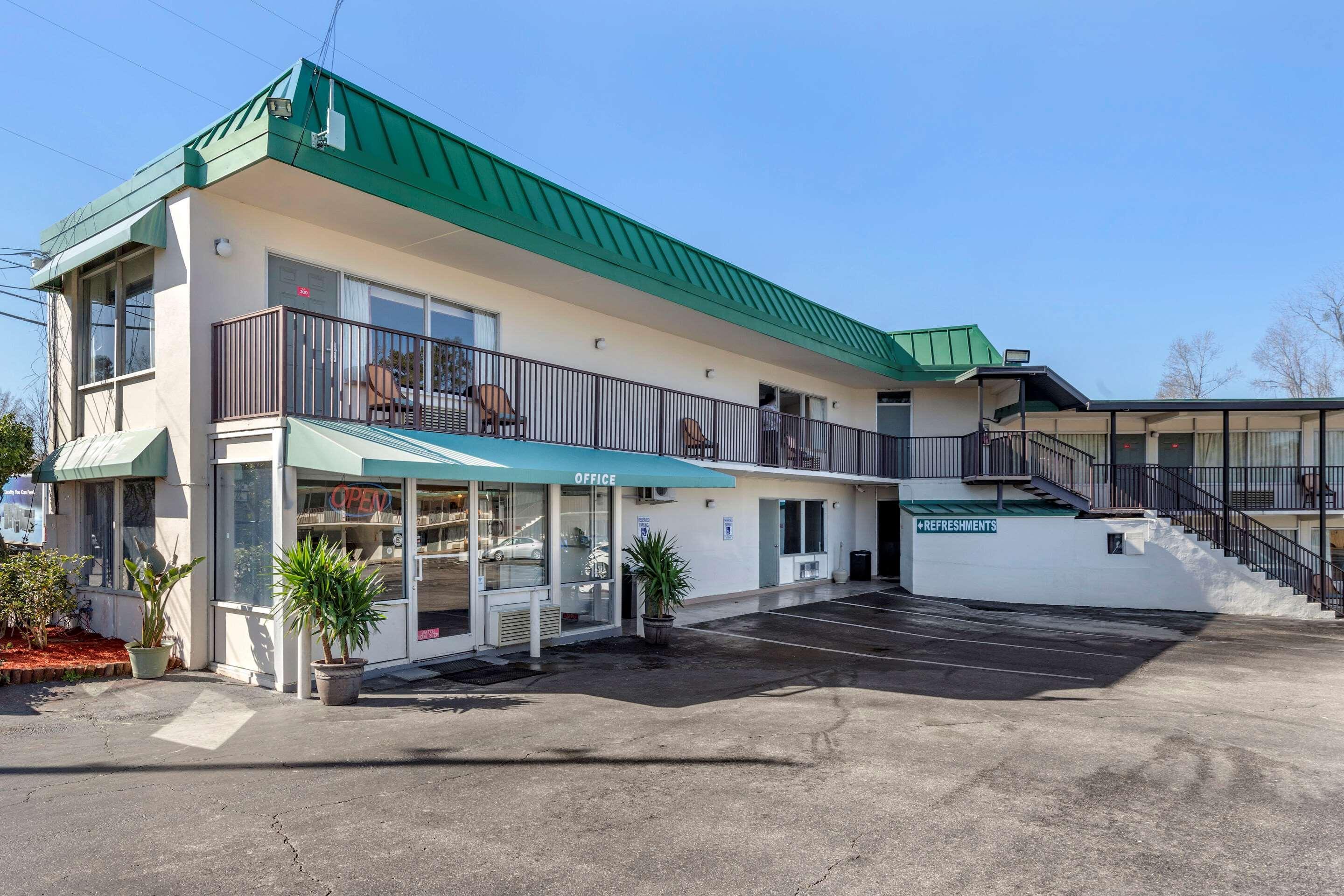 Econo-Lodge Of Conway Buitenkant foto